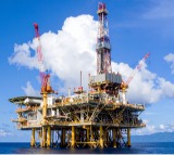 Crude prices cool down as US allows all countries to buy Russian oil