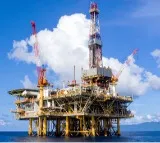 Crude prices cool down as US allows all countries to buy Russian oil