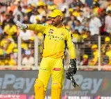 Dhoni carried responsibilities for years, time to pass on the baton to youngsters: Irfan Pathan