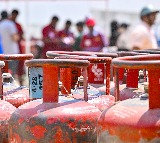 Govt bars PNG consumers from retaining or refilling domestic LPG cylinders