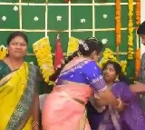 Sushmita collapses and dies while taking photo at housewarming in Khammam