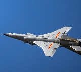 US Flight schools training Chinese pilots: Senator Banks