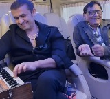 Sonu Nigam enjoys a fun jamming session with his father in the car