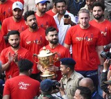 IPL 2026: Wasim Jaffer names RCB playing XI ahead of opener, excludes Phil Salt