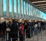 US Airport delays mount amid DHS shutdown; Trump deploys ICE agents