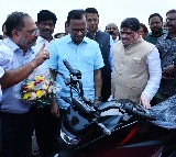 Government employees in Telangana to get 20 pc discount on EVs