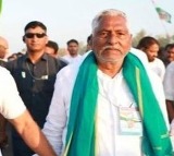 Congress Leaders Try to Persuade Jeevan Reddy After Resignation Announcement