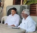 Jeevan Reddy Comments on Leaving Congress Party Its an Unsolvable Problem