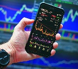 Stock Market Closes With Heavy Losses in India