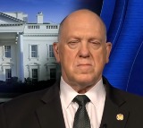 US shutdown standoff hits airports, pay row deepens