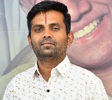 అప్పుల్లో ఉన్నవారికి ధైర్యాన్నిచ్చే చిత్రం ‘కార్మేని సెల్వం’ : దర్శకుడు రామ్ చక్రి