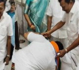 AIADMK Candidate Sudhakar Shows Respect to DMK Rival