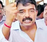 Perni Nani faces case for obstructing police duty