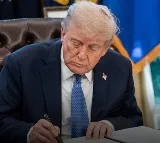 Trump signs order to save college sports