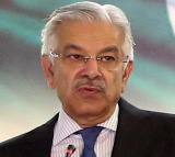 Khawaja Asif Warns India of Cross Border Attack