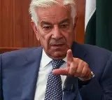 Khawaja Asif Warns India Targeting Kolkata if Attacked