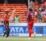 Sunrisers Hyderabad Top Order Collapses Against Lucknow Bowlers
