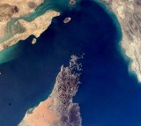 Hormuz Strait Conflict 50 LNG Tankers Stranded in Asia