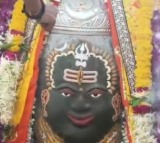 Devotees throng Mahakaleshwar Temple in Ujjain on Vaishakh Krishna Paksha Panchami