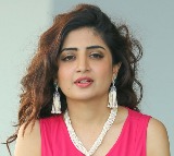Poonam Kaur Supports Attack on ABN Andhra Jyothi