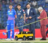 IPL 2026: Gill returns to lead Gujarat Titans as Delhi Capitals opt to bowl first