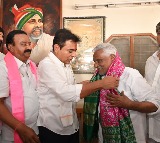 Jeevan Reddy Decides to Join BRS After Meeting with KTR