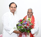 Telangana: Ex‑Minister Jeevan Reddy meets KCR, set to join BRS​