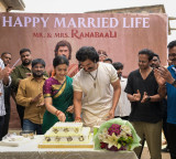 Rashmika Mandanna & Vijay Deverakonda greeted with a warm celebration on the set of 'Ranabaali'