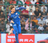 IPL 2026: Santner returns as Mumbai Indians elect to bowl against RCB