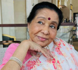 Karnataka CM Siddaramaiah, Kumaraswamy express grief over Asha Bhosle's demise