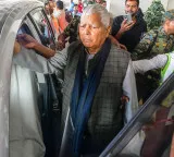 SC refuses to quash land-for-jobs case against Lalu Prasad Yadav