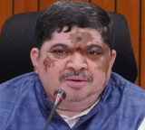 Ponnam Prabhakar Urges RTC Employees to Avoid Strike