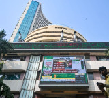 Indian stock markets gain in early trade amid oil relief, Israel-Lebanon ceasefire