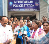 Kavitha calls for land seizure if Congress fails to deliver