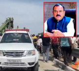 Road Accident Kills Nashik Guru Ashok Karats Wife