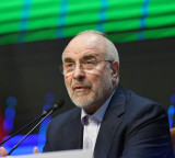 Iran Issues Strong Warning to US Over Attack