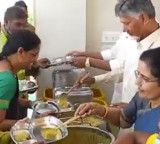 Chandrababu Naidu celebrates birthday at Anna Canteen