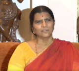Chandrababu trying to create rift in Jagan’s family, alleges Lakshmi Parvathi