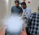 Munna Bhai Seen Stitching Patient At Bihar Government Hospital