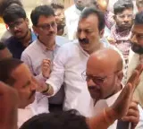 SVSN Varma Pendem Dorababu brawl in Pithapuram over CM Photo