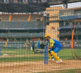 Dhoni making a comeback against MI would be really special: Aditya Tare