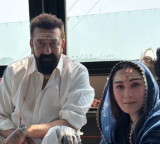 Sanjay Dutt, wife Maanayata soak in divine energy with ‘Har Har Mahadev’