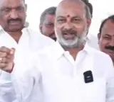 Bandi Sanjay Reacts to Narsampet RTC Driver Suicide