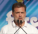PM Modi, Mamata Banerjee are two sides of the same coin: Rahul Gandhi