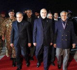 Donald Trump Greenlights Iran Talks Sending Envoys to Pakistan