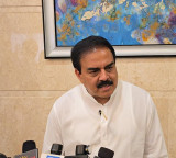 Nadendla Manohar clarifies on some petrol pumps closure