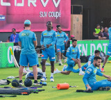 LSG vs KKR Rishabh Pant wins toss decides to bowl first