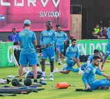 LSG vs KKR Rishabh Pant wins toss decides to bowl first