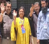 Hindu woman wins at 7th ward contains all muslim voters in Godra