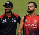 Kohli met his worldcup mate who standing as umpire in IPL